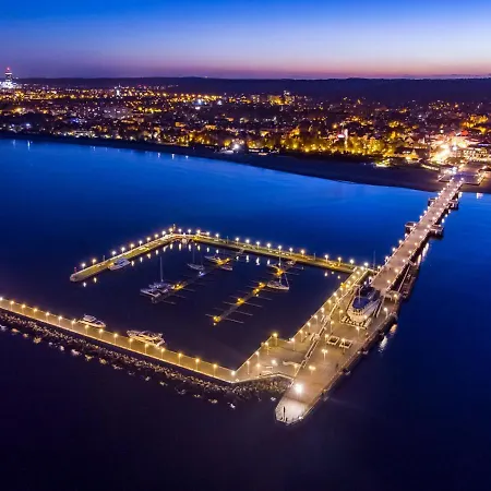 Dream Apartments- Avenue شقة *